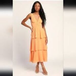 NWT Lulus Celebration Time Light Orange Sleeveless Tiered Midi Dress XS